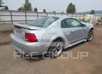 2001 Ford MUSTANG фото