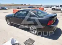 2001 Ford MUSTANG photo
