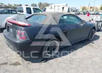 2001 Ford MUSTANG фото