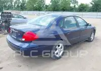 2001 Ford TAURUS фото