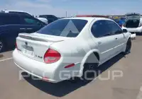 2002 Nissan MAXIMA photo