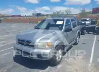2002 Nissan PATHFINDER photo