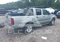 2002 Nissan FRONTIER фото