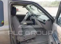 2002 Nissan FRONTIER фото