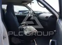 2002 Nissan FRONTIER фото