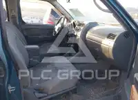 2002 Nissan FRONTIER фото