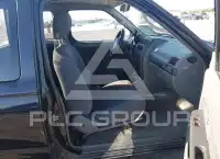 2002 Nissan FRONTIER photo