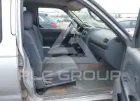 2002 Nissan FRONTIER фото