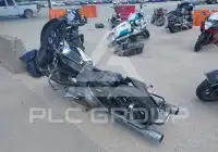 2002 Harley-Davidson FLHT photo