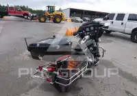 2002 Harley-Davidson FLHTC фото