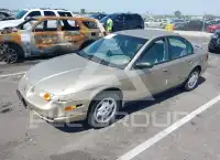 2002 Saturn S series photo