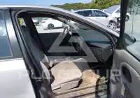 2002 Saturn S series photo