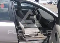 2002 Saturn S series фото