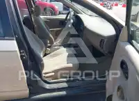 2002 Saturn S series photo