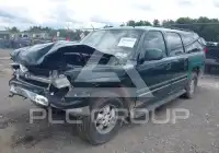 2002 Chevrolet Suburan photo