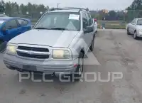 2002 Chevrolet TRACKER photo