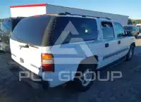 2002 Chevrolet Suburan photo