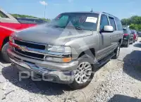 2002 Chevrolet Suburan photo
