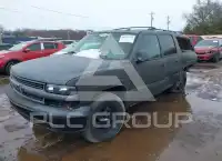 2002 Chevrolet Suburan photo