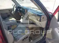 2002 Chevrolet Suburan фото