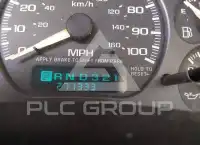 2002 Chevrolet Suburan photo