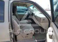 2002 Chevrolet Suburan фото
