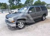 2002 Chevrolet Suburan photo