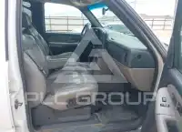 2002 Chevrolet Suburan фото