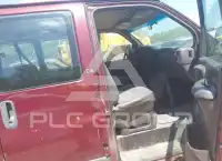 2002 Chevrolet Express photo