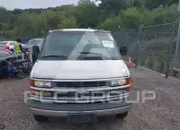 2002 Chevrolet Express фото