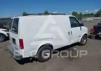 2002 Chevrolet ASTRO photo