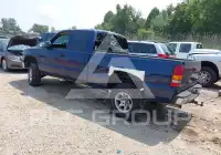 2002 Chevrolet Silverado photo