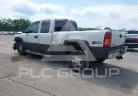 2002 Chevrolet Silverado photo