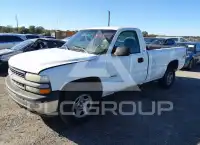 2002 Chevrolet Silverado photo