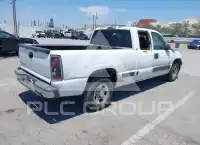 2002 Chevrolet Silverado photo