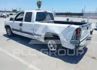 2002 Chevrolet Silverado photo
