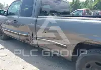 2002 Chevrolet Silverado photo