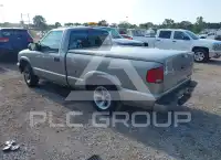 2002 Chevrolet S10 фото