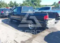 2002 Chevrolet S10 фото