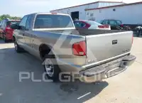 2002 Chevrolet S10 photo
