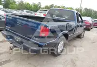 2002 Chevrolet S10 фото