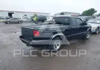 2002 Chevrolet S10 фото
