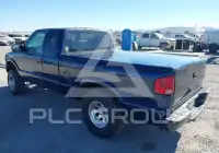 2002 Chevrolet S10 photo