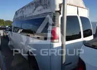 2002 Chevrolet Express photo
