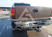 2002 Chevrolet Silverado photo