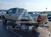 2002 Chevrolet Silverado photo