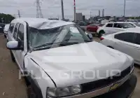 2002 Chevrolet Silverado photo