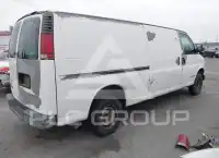 2002 Chevrolet Express photo