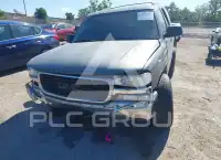 2002 Chevrolet Tahoe фото