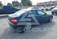 2002 BMW 330 photo